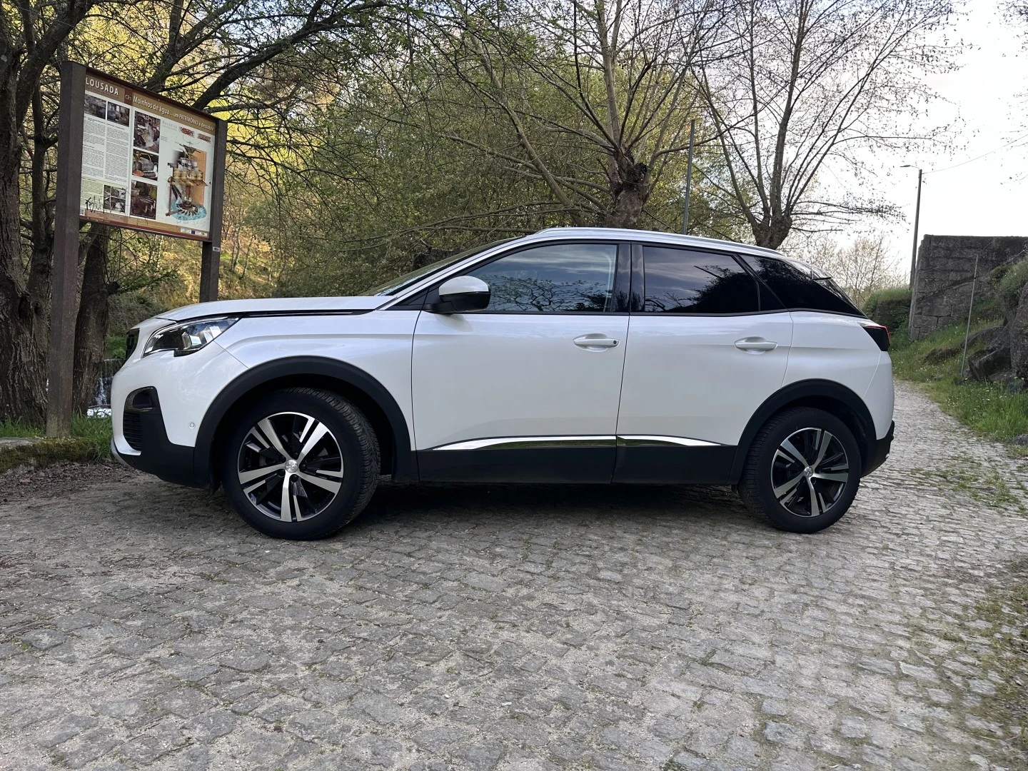 Peugeot 3008 1.2 PureTech Allure EAT8