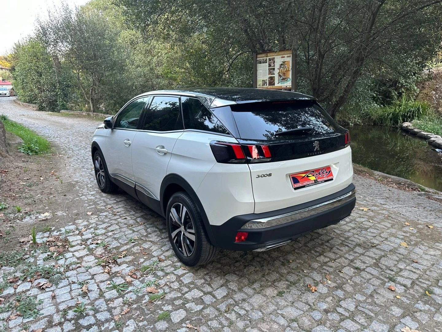 Peugeot 3008 1.6 e-HDi Allure 2-Tronic