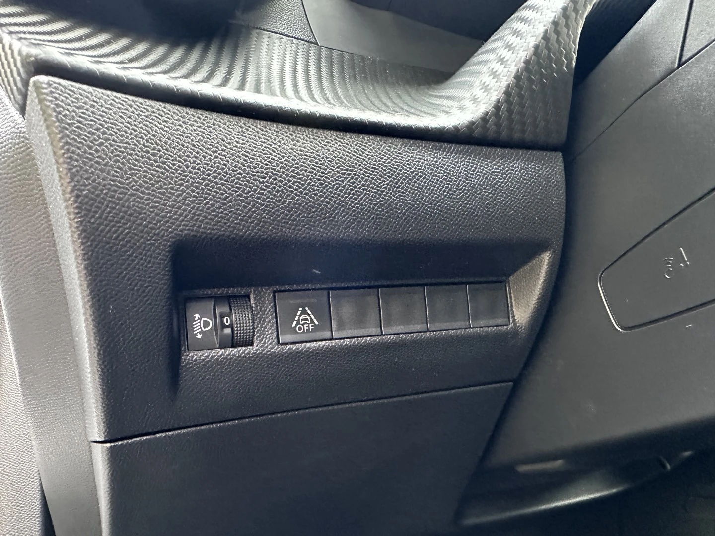 Peugeot 2008 1.5 BlueHDi Allure Pack EAT8