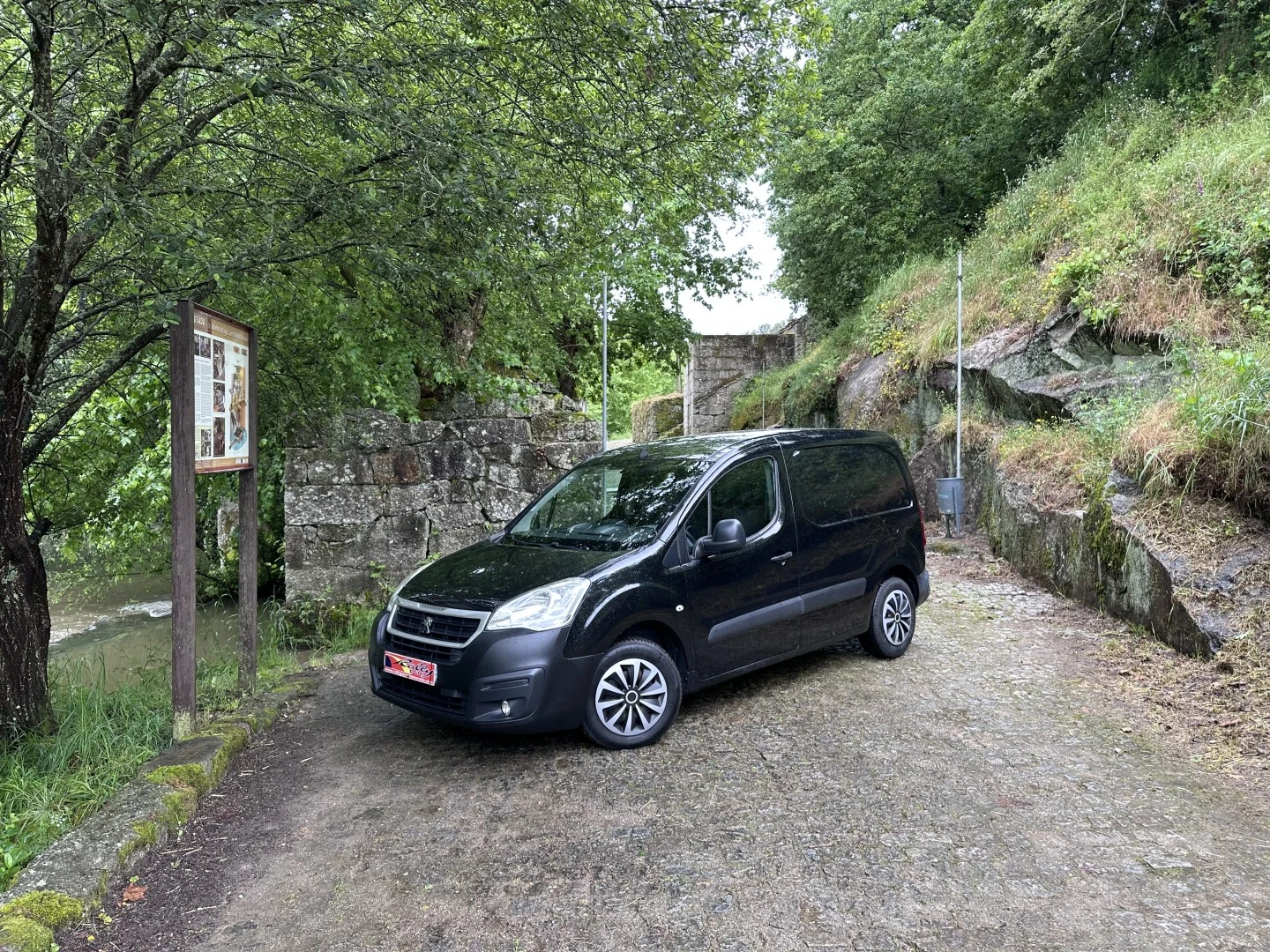 Peugeot Partner 1.6 BlueHDi L1 Pro 3L