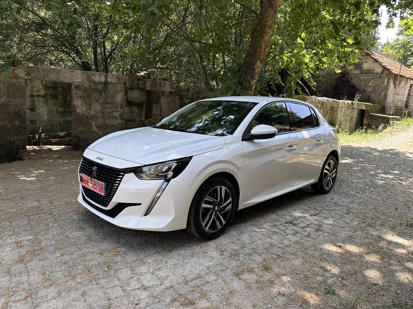 Peugeot 208 1.5 BlueHDi Allure Pack