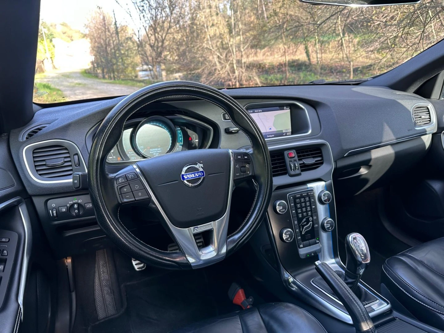 Volvo V40 1.6 D2 R-Design