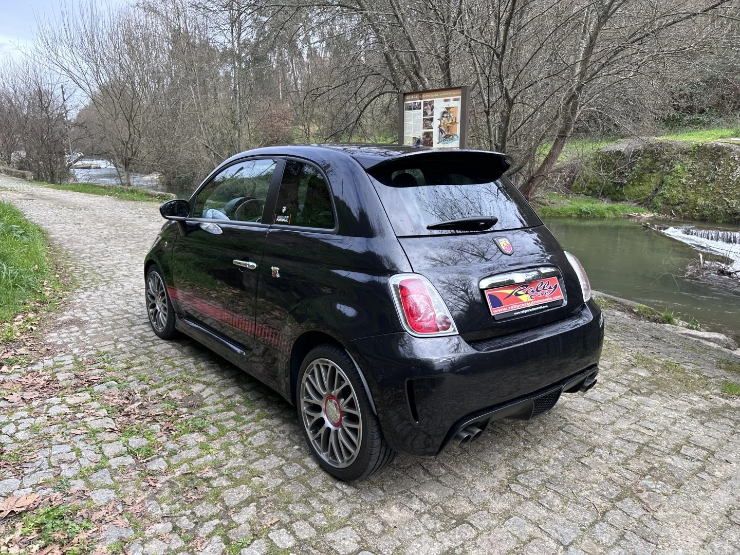 Abarth 500 1.4 T-Jet Competizione