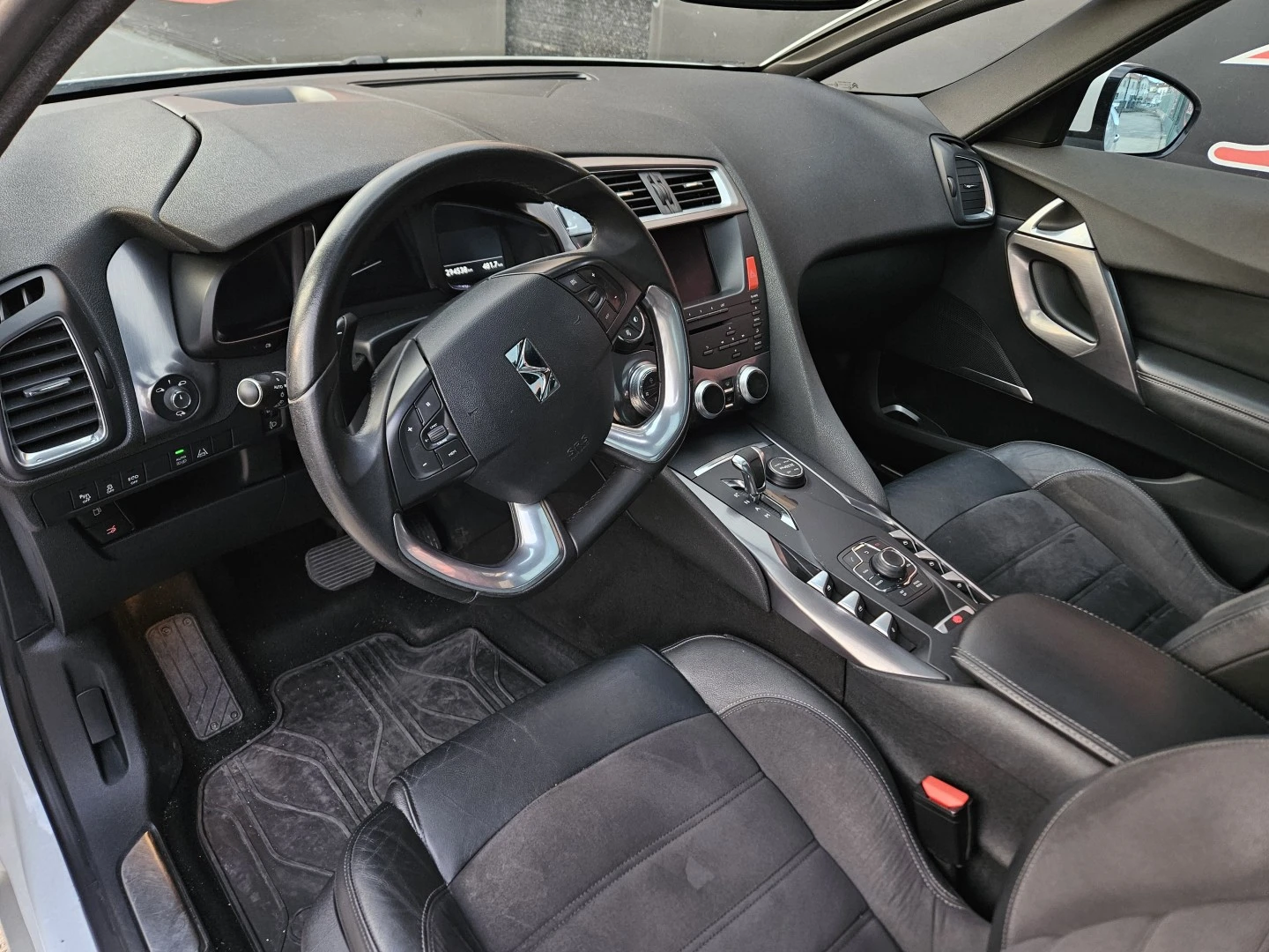 Citroën DS5 2.0 HDi Hybrid4 So Chic CMP6