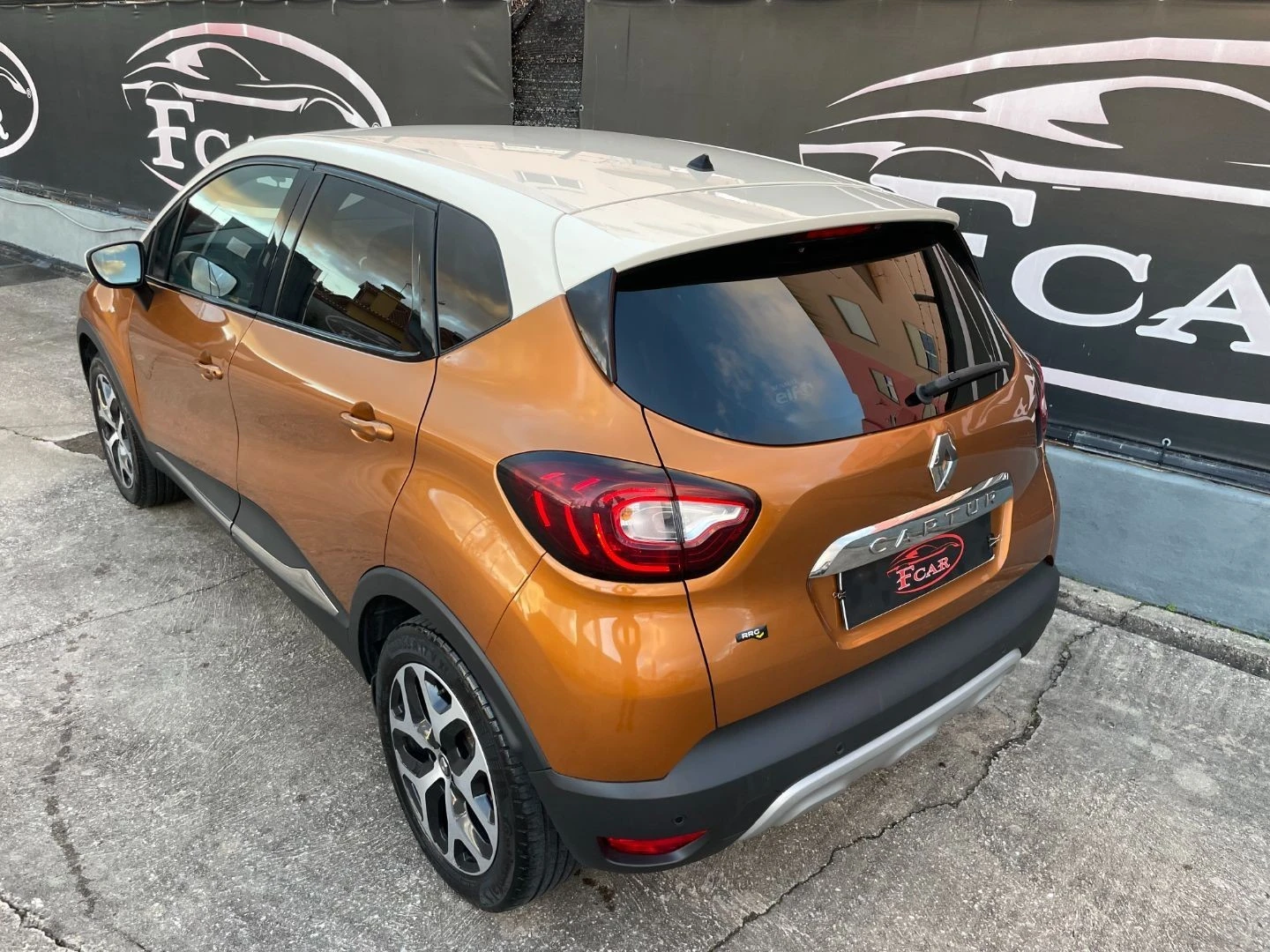 Renault Captur 1.0 TCe Exclusive