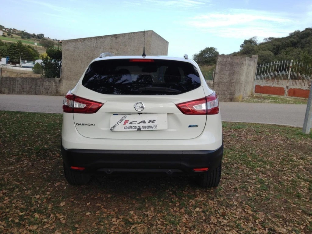 Nissan Qashqai 1.5 dCi N-Connecta J18