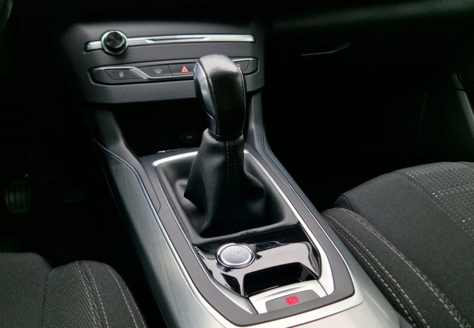 Peugeot 308 1.2 PureTech Allure J18