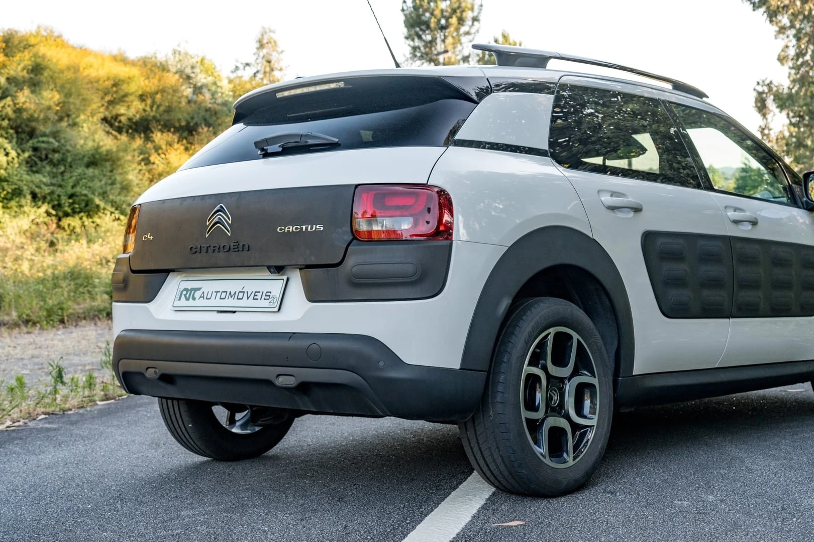 Citroën C4 Cactus 1.2 PureTech Shine