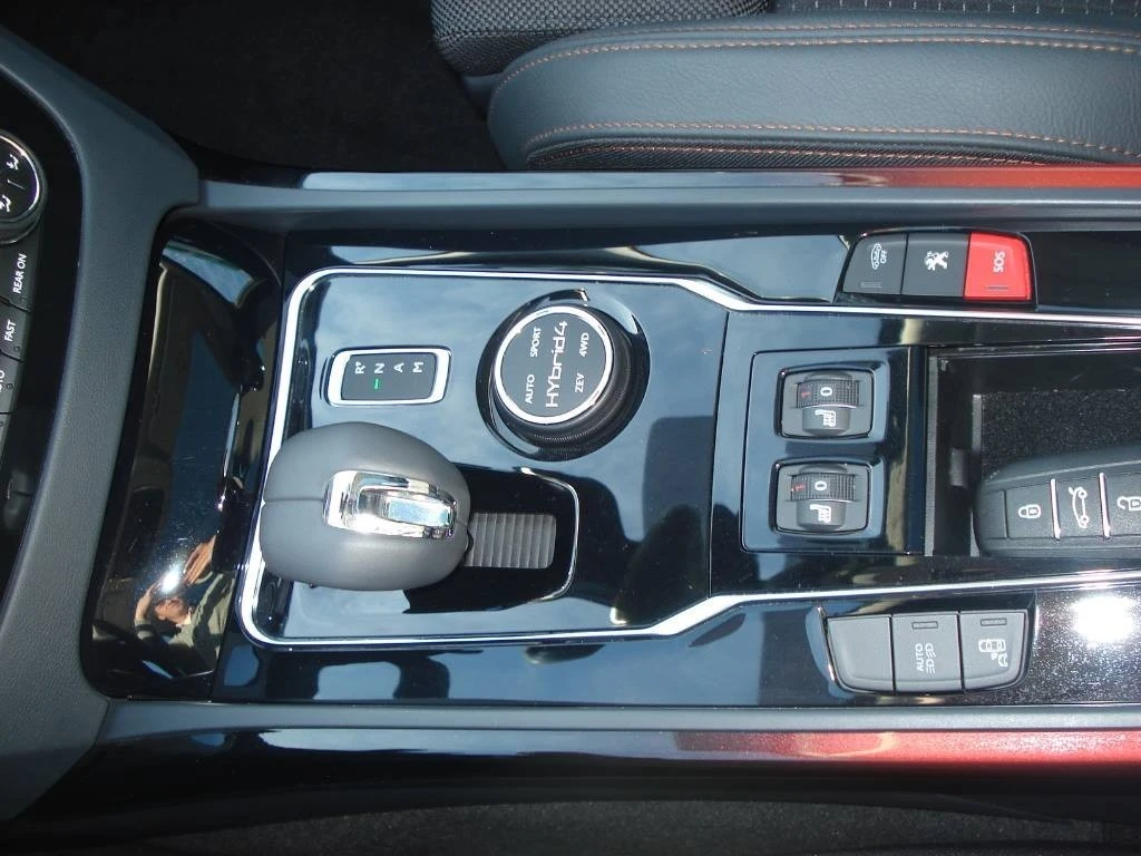 Peugeot 508 RXH 2.0 HDi Hybrid4 2-Tronic