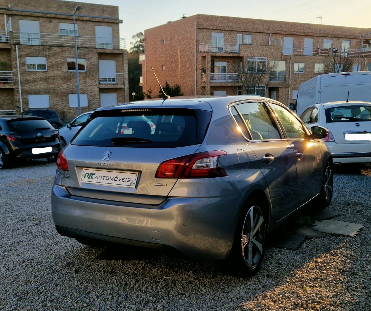 Peugeot 308 1.2 PureTech Allure J17