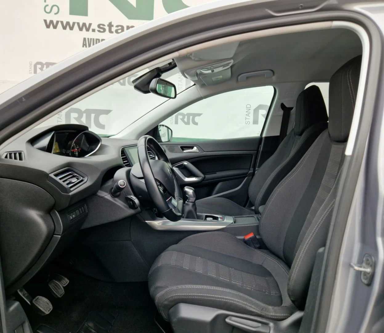 Peugeot 308 1.2 PureTech Allure J18