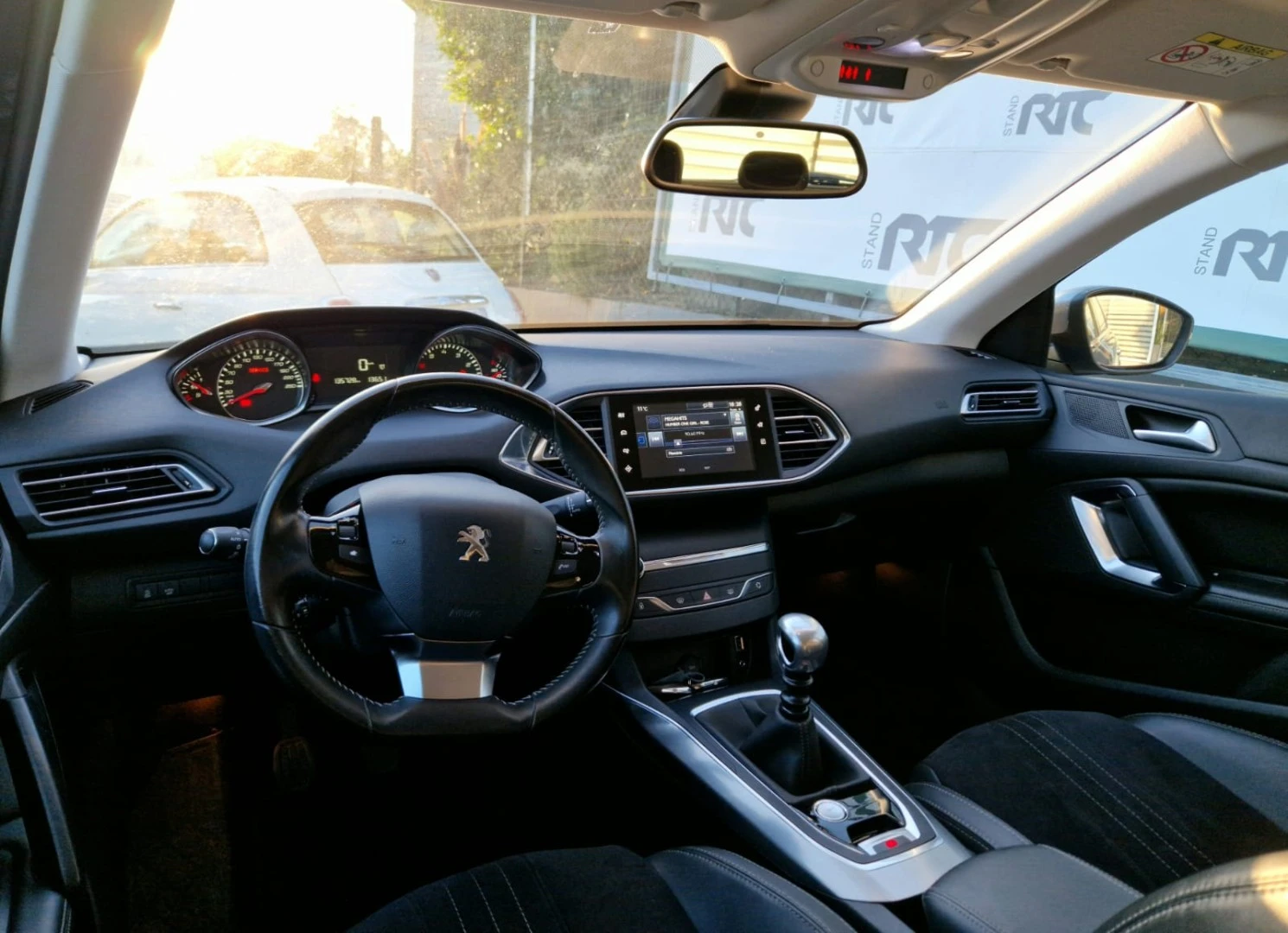 Peugeot 308 1.2 PureTech Allure J17