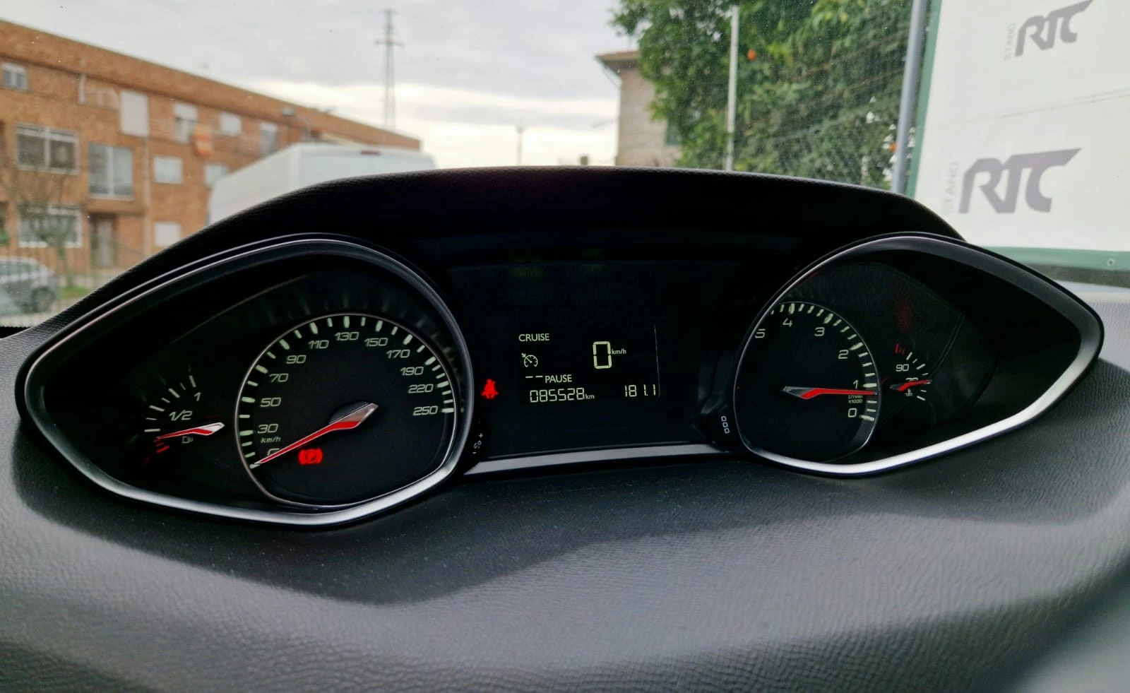 Peugeot 308 1.2 PureTech Allure J18