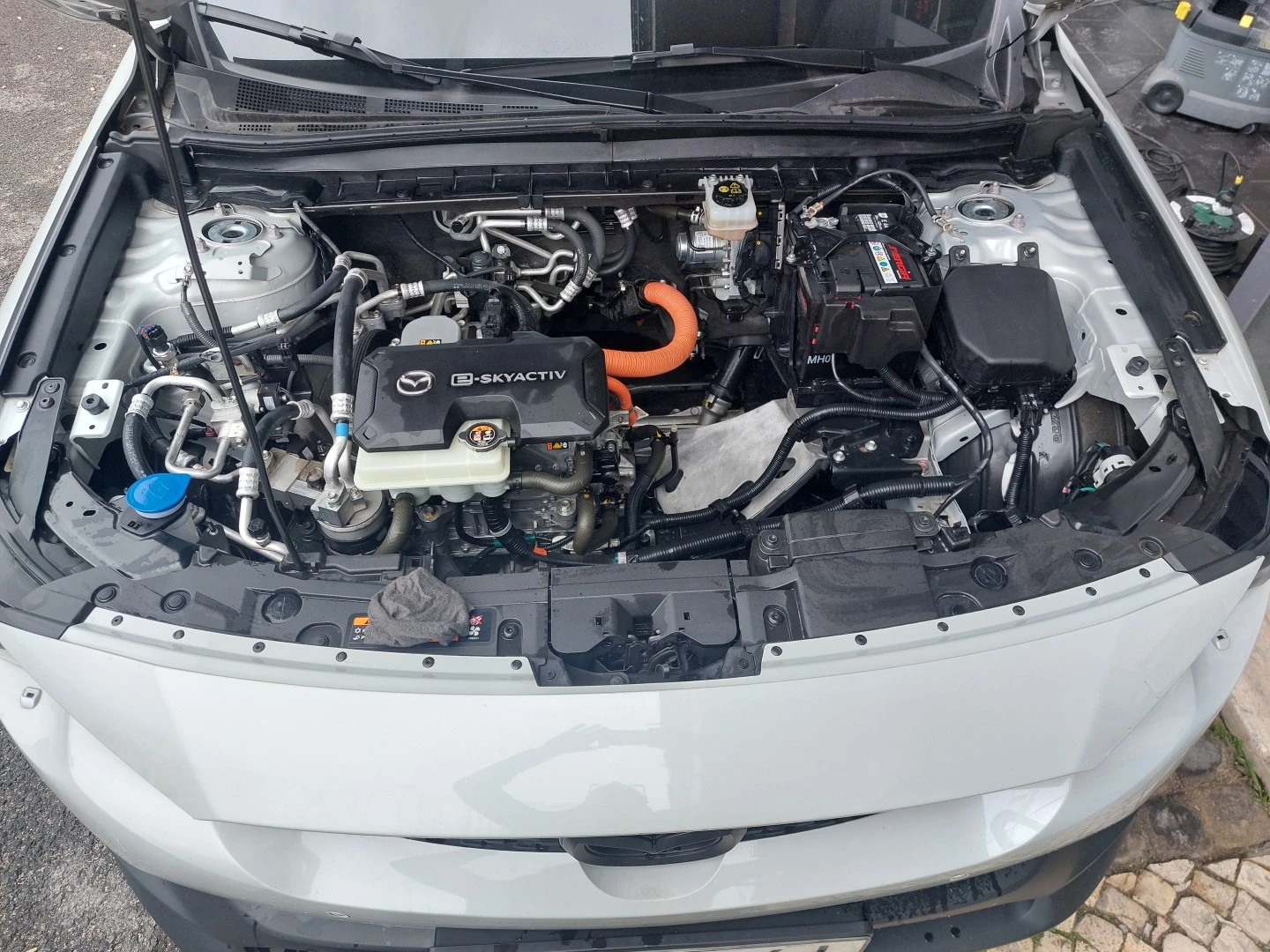 Mazda MX-30 e-SKYACTIV Advantage Industrial Vintage-(ALH)