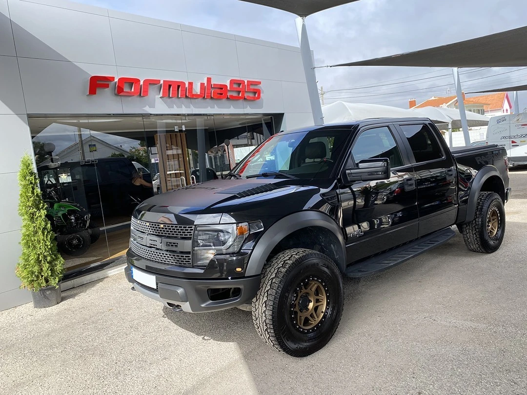 Ford F-150 RAPTOR 6.2 SVT 