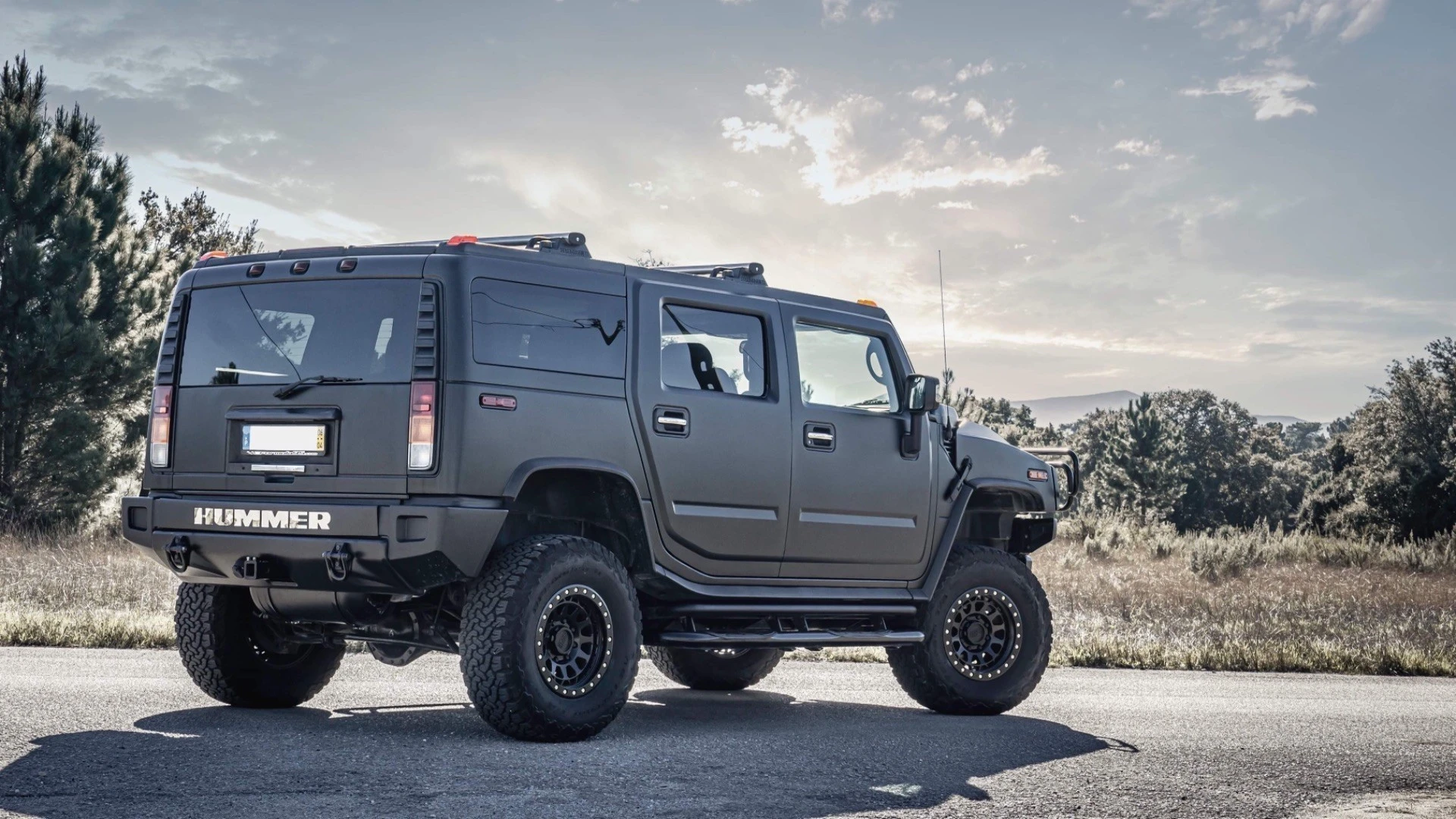 Hummer H2 6.0 Luxury