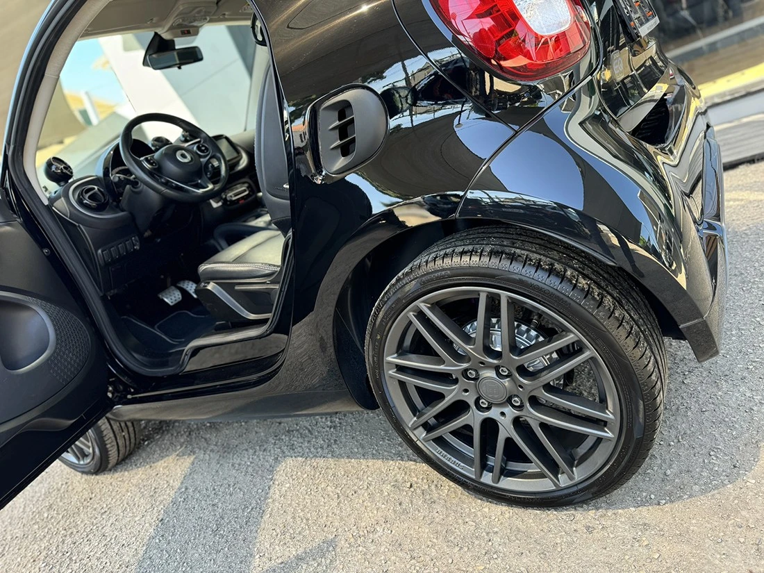 Smart ForTwo Coupé EQ Brabus Style