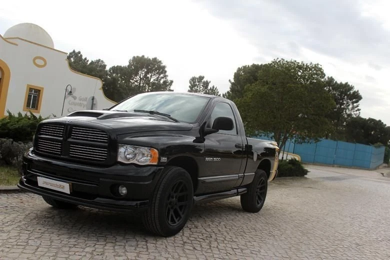 Dodge RAM 1500 5.7 Hemi Rumble Bee