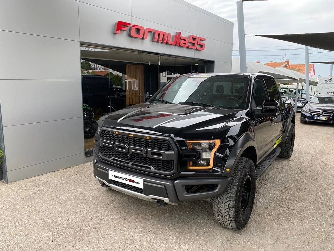 Ford F-150 RAPTOR 