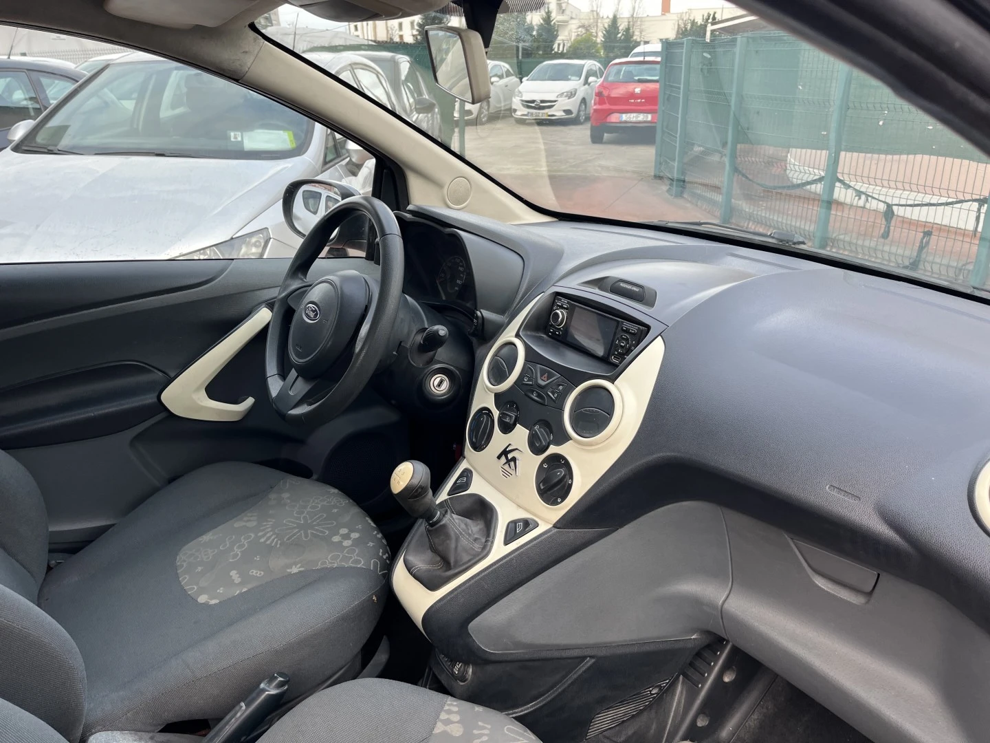 Ford KA 1.2 Titanium