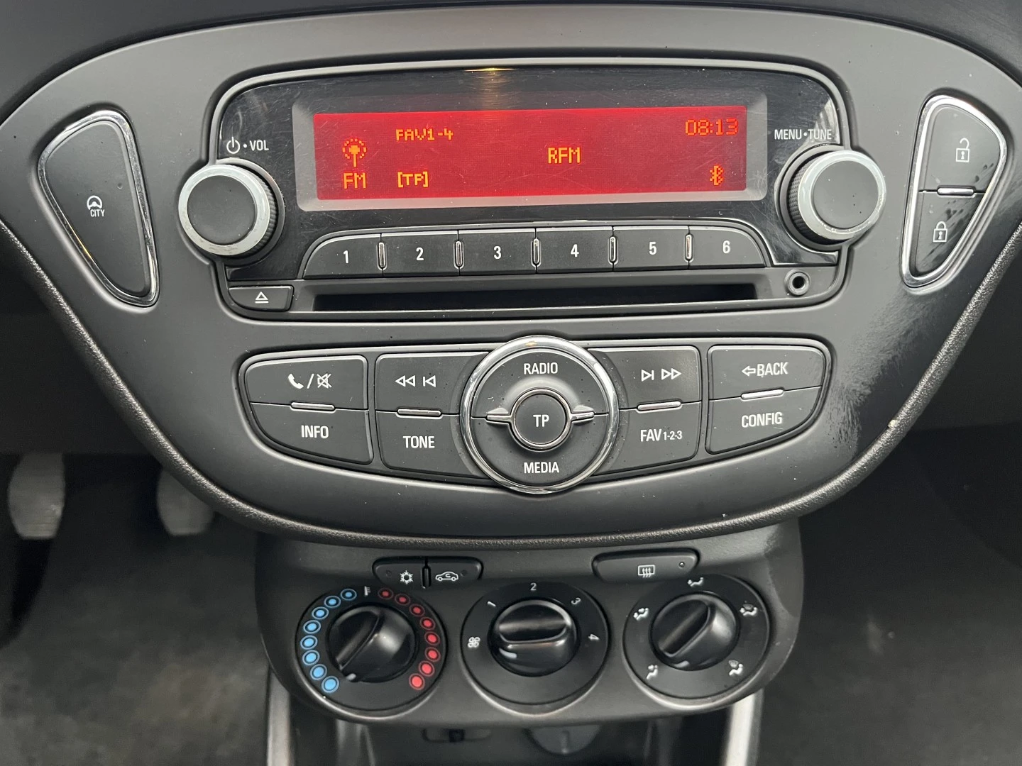Opel Corsa 1.2 Enjoy
