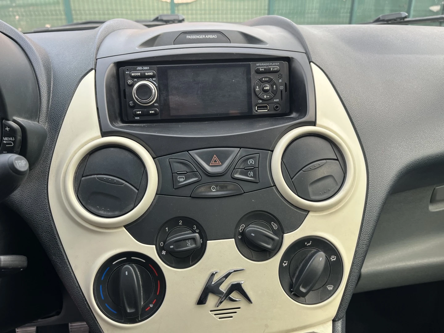 Ford KA 1.2 Titanium