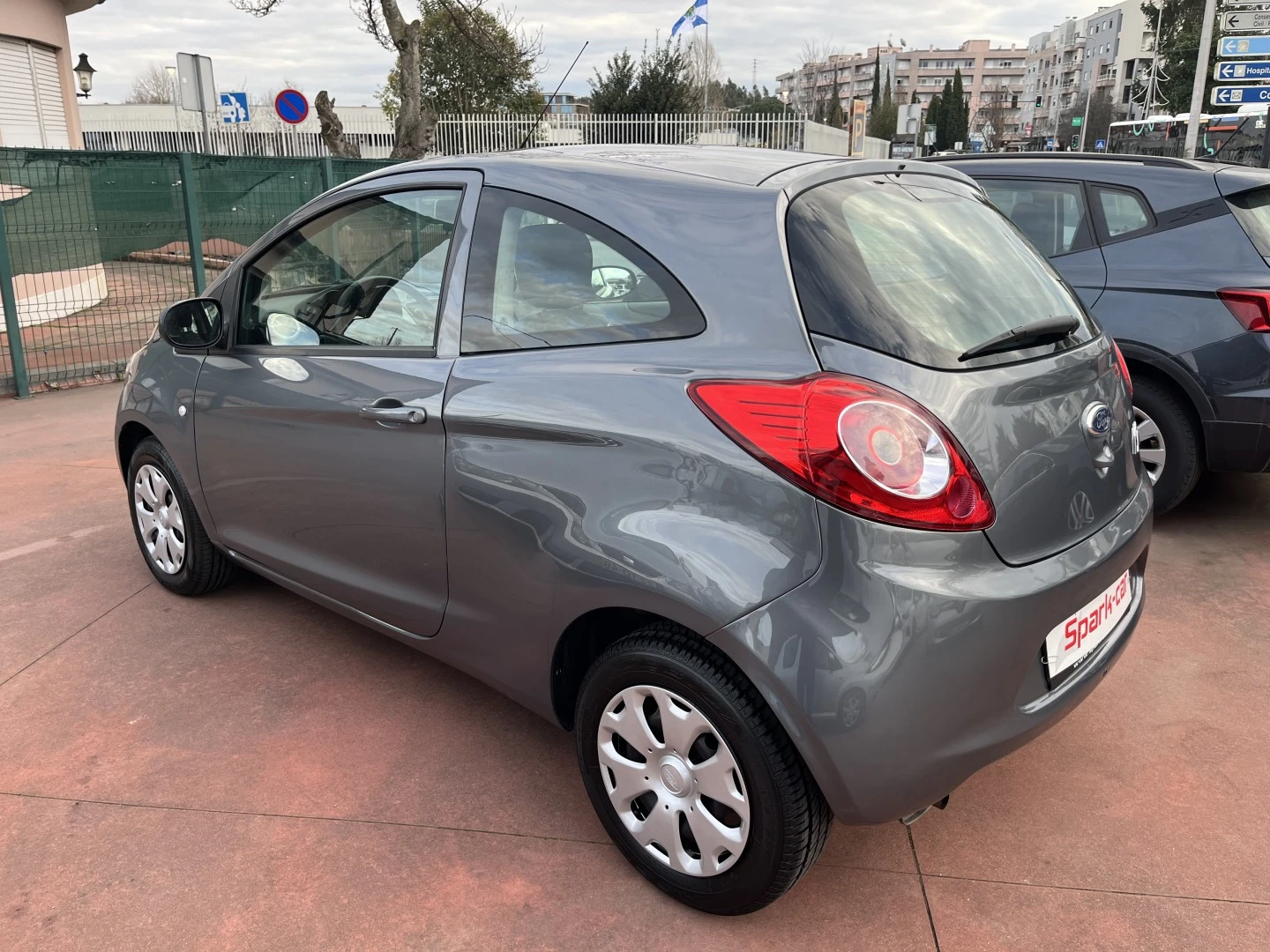 Ford KA 1.2 Titanium