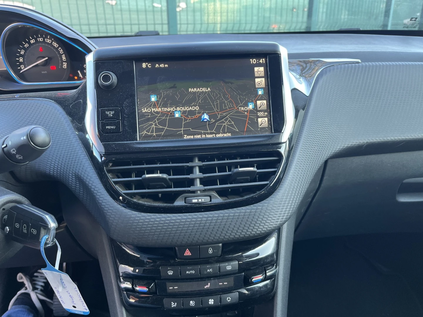 Peugeot 2008 1.2 VTi Allure