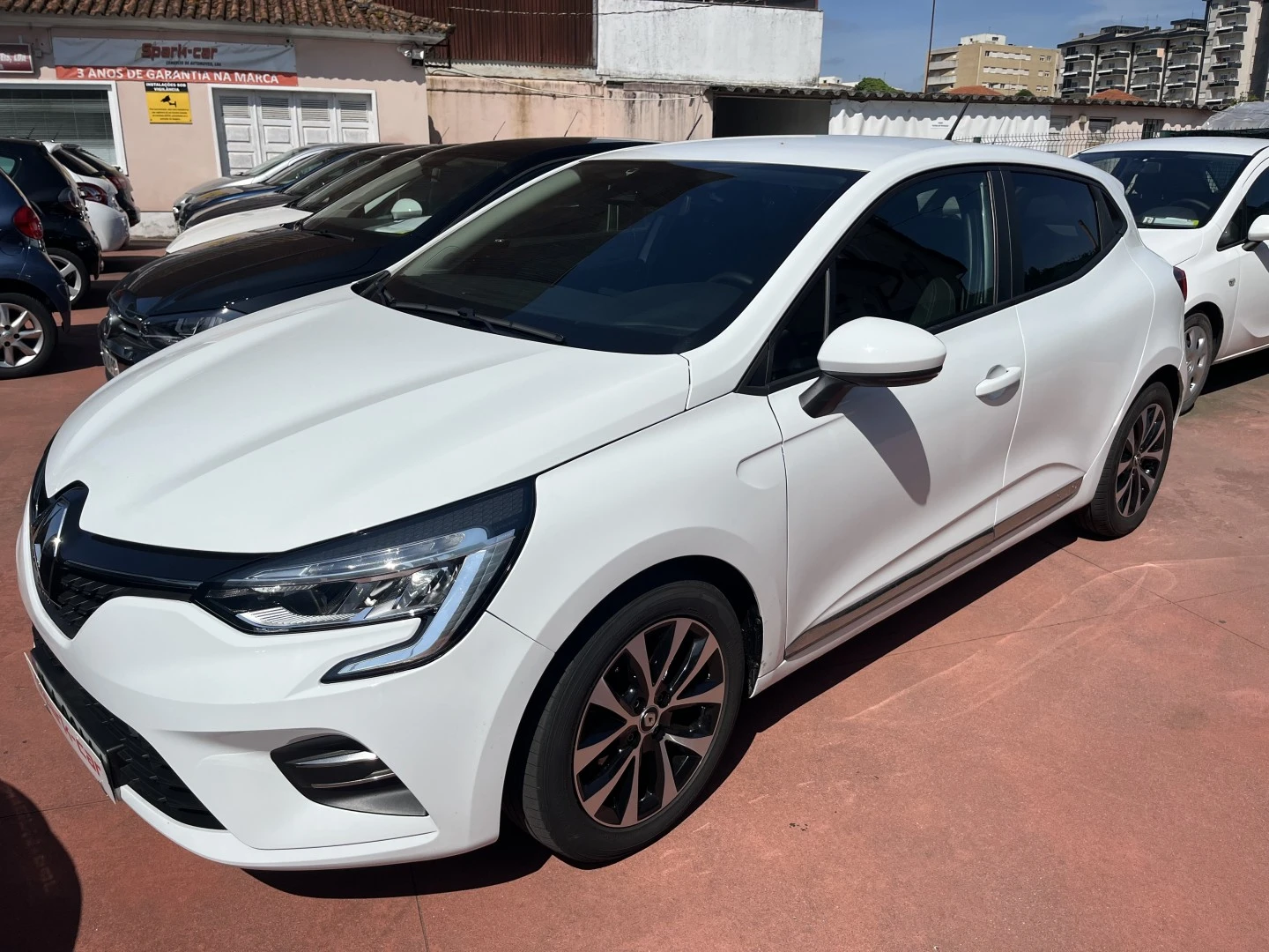 Renault Clio 1.0 TCe Limited Bi-Fuel