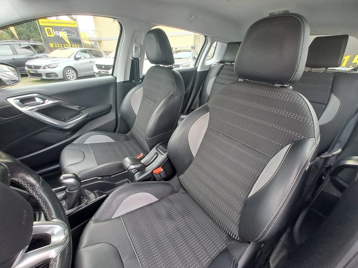 Peugeot 2008 1.2 PureTech Allure