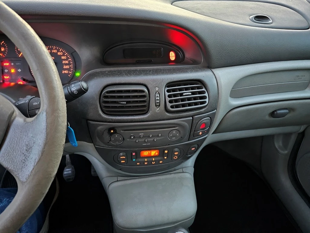 Renault Scénic 1.4 16V Air