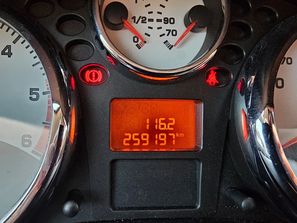 Peugeot 207 CC 1.6 HDi FAP Sport
