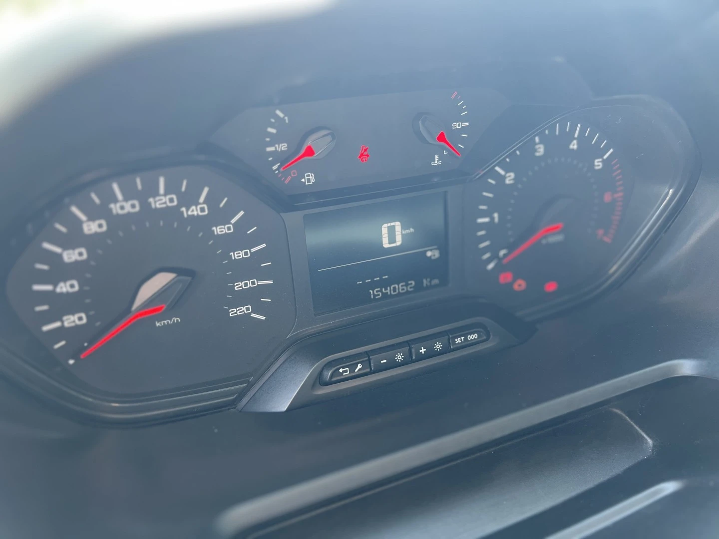 Peugeot Partner 1.5 BlueHDi Pemium Longa