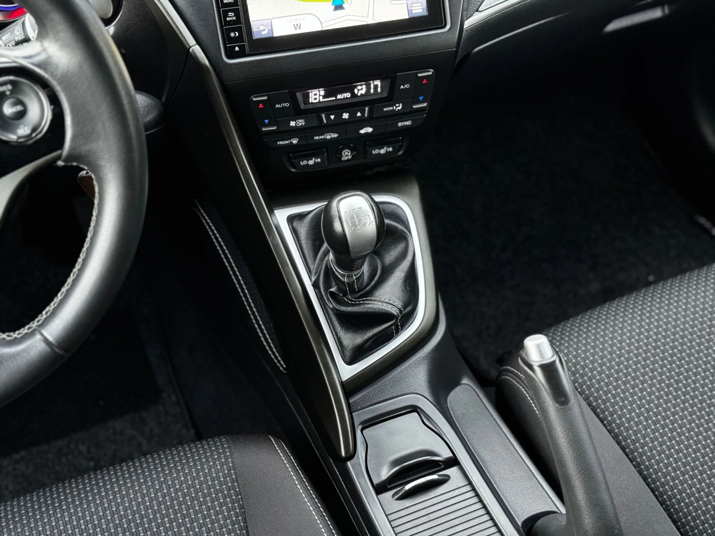 Honda Civic 1.6 i-DTEC Elegance+Connect Navi