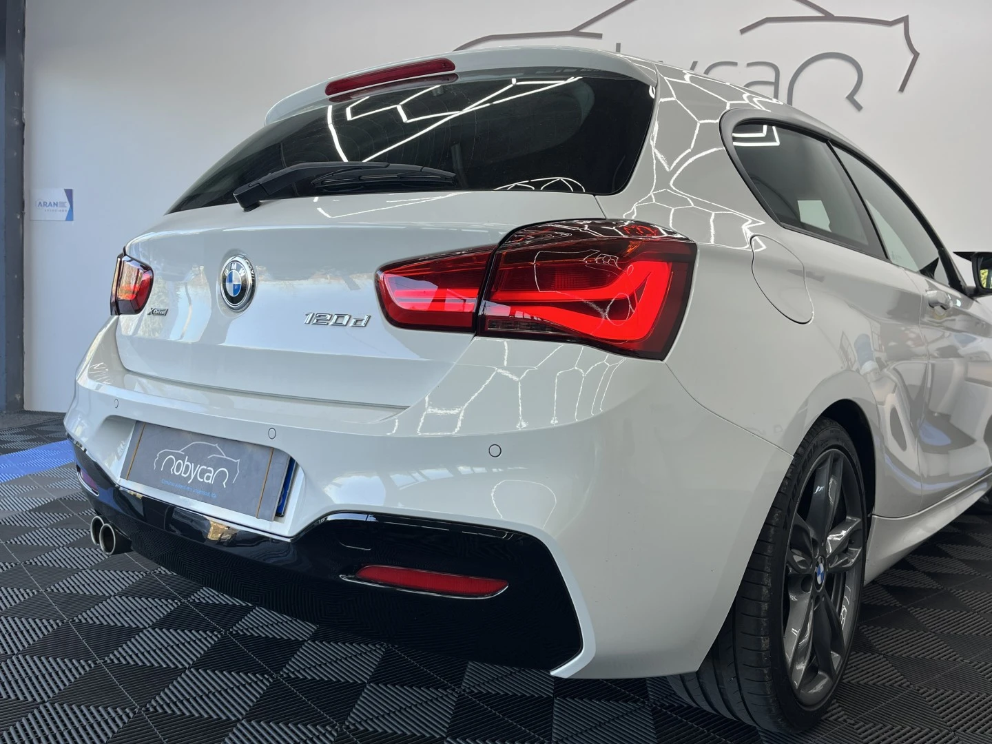 BMW 120 d xDrive Advantage