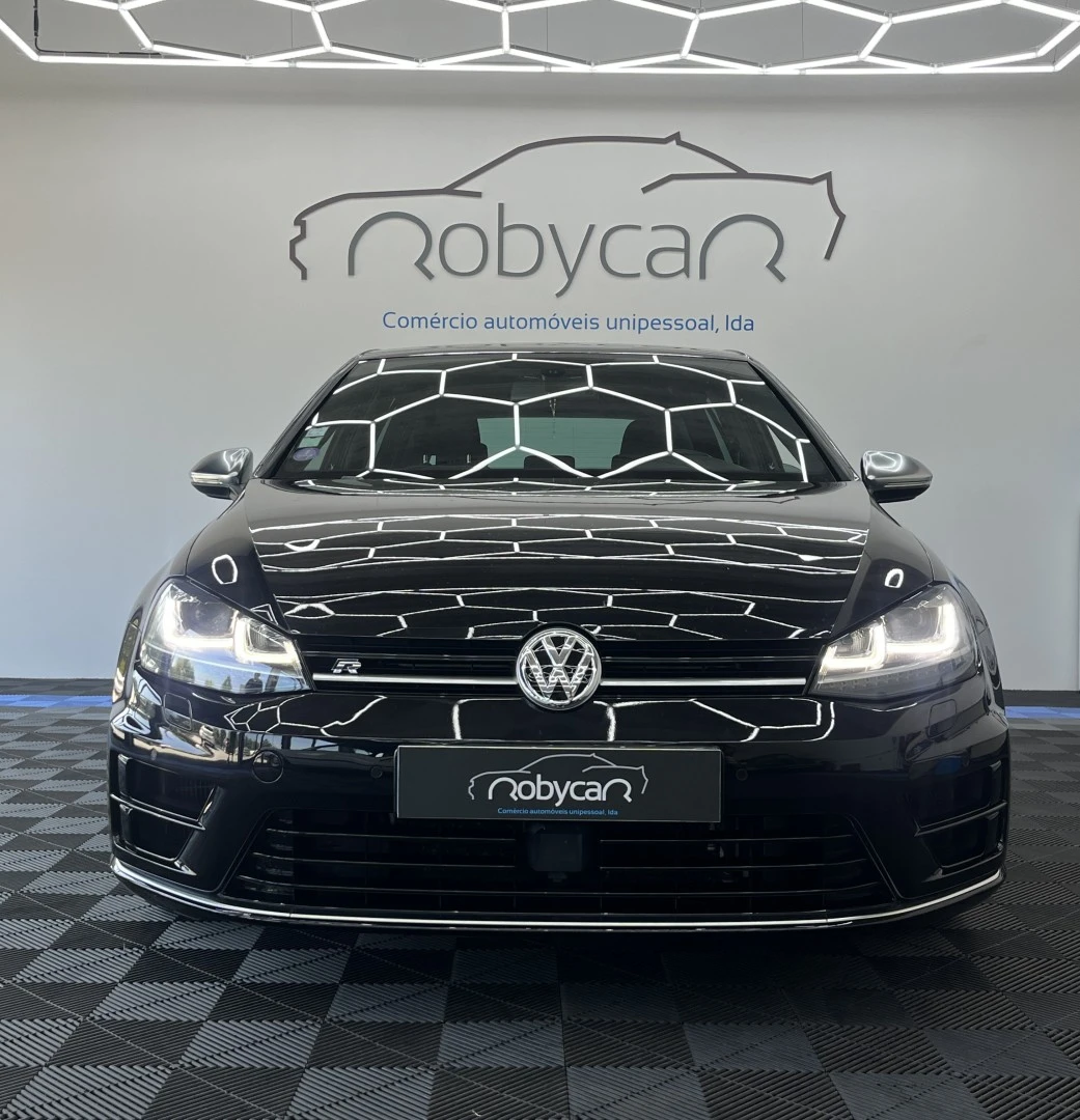 VW Golf 2.0 TSI R DSG