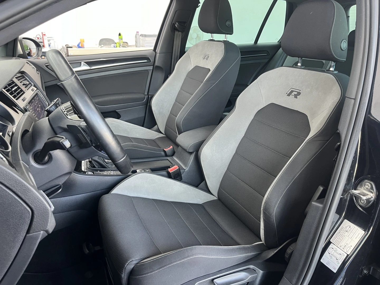VW Golf 2.0 TSI R DSG