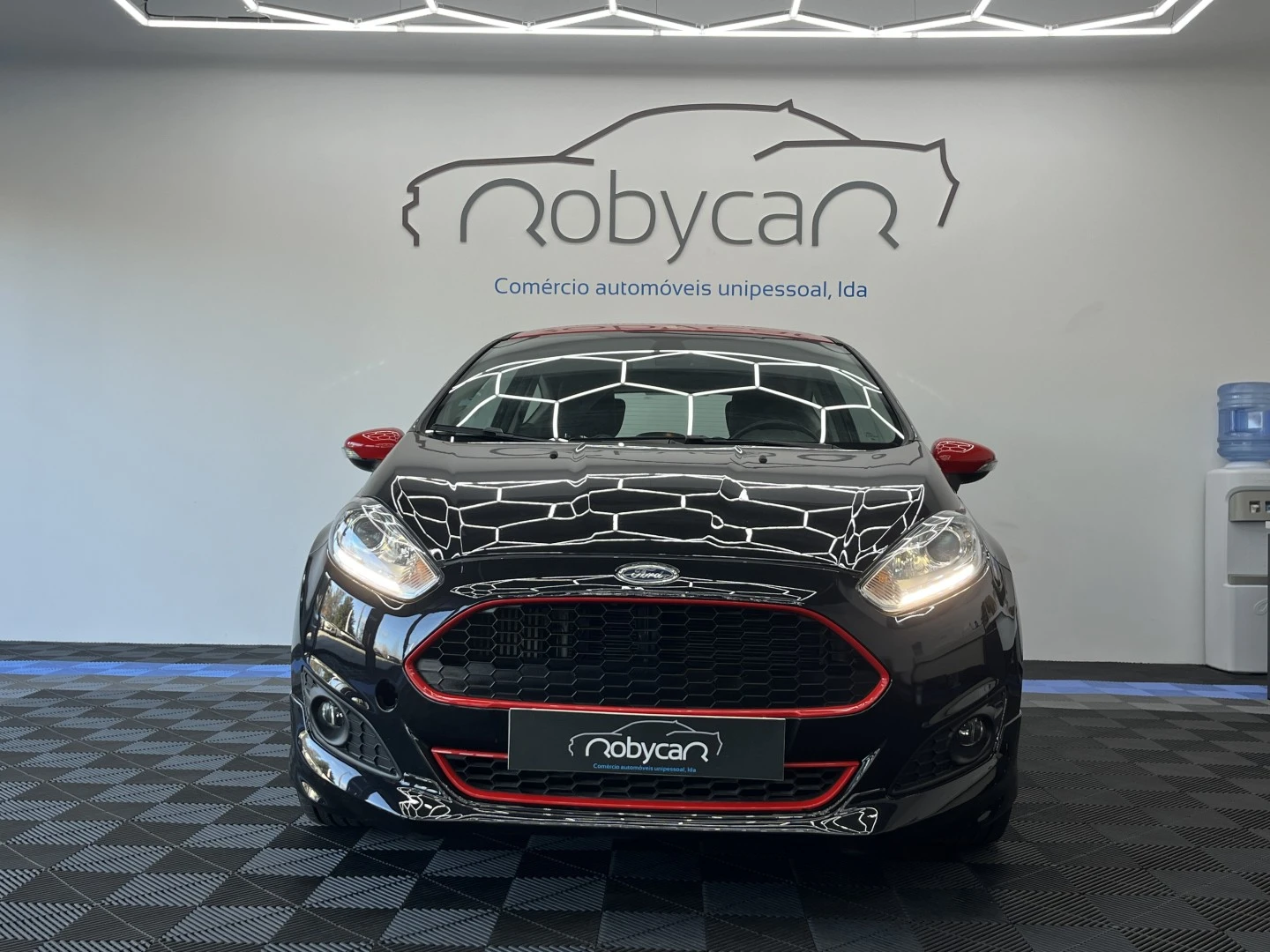 Ford Fiesta 1.0 T EcoBoost STLine Black&amp;RED