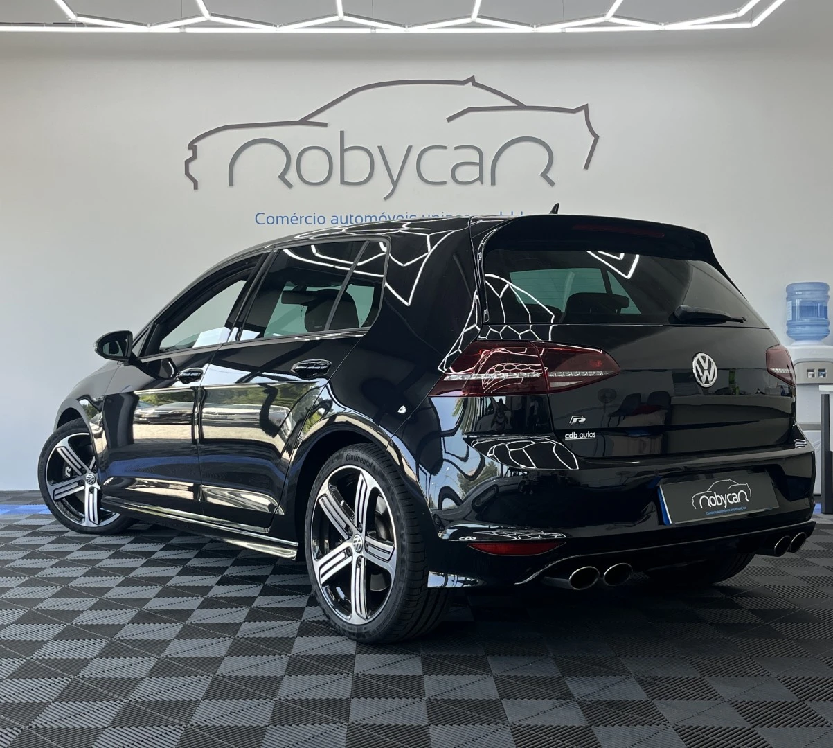 VW Golf 2.0 TSI R DSG
