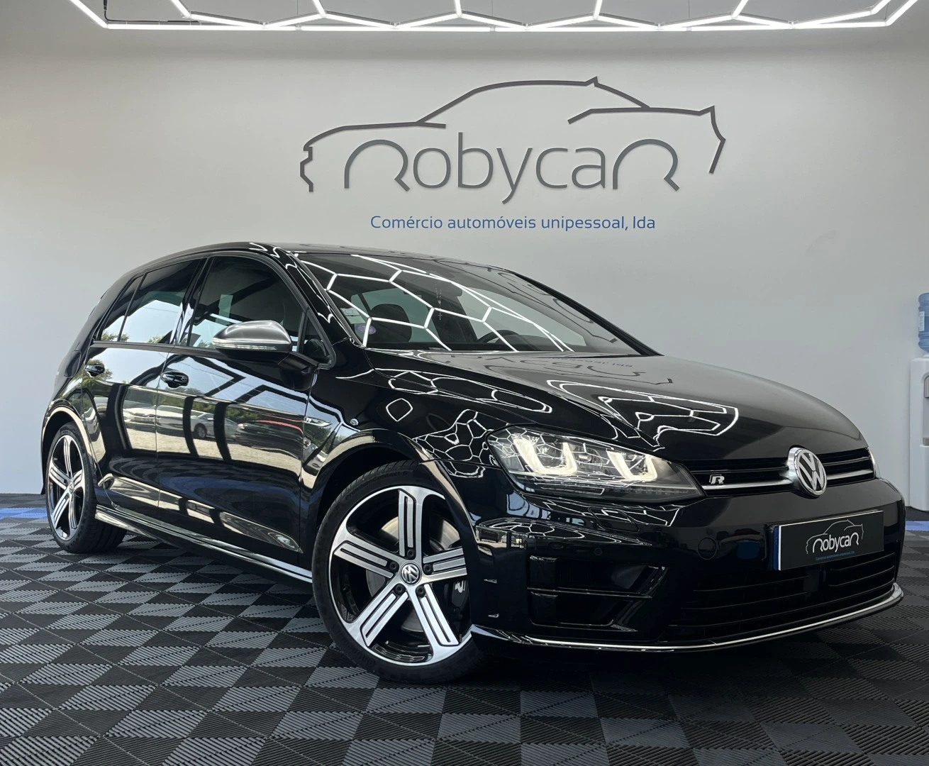 VW Golf 2.0 TSI R DSG