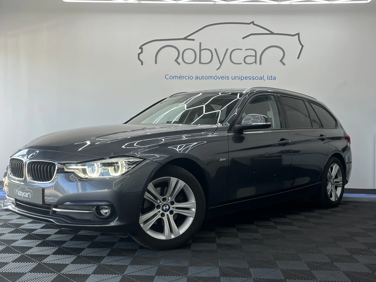 BMW 318 d Touring Line Sport Auto