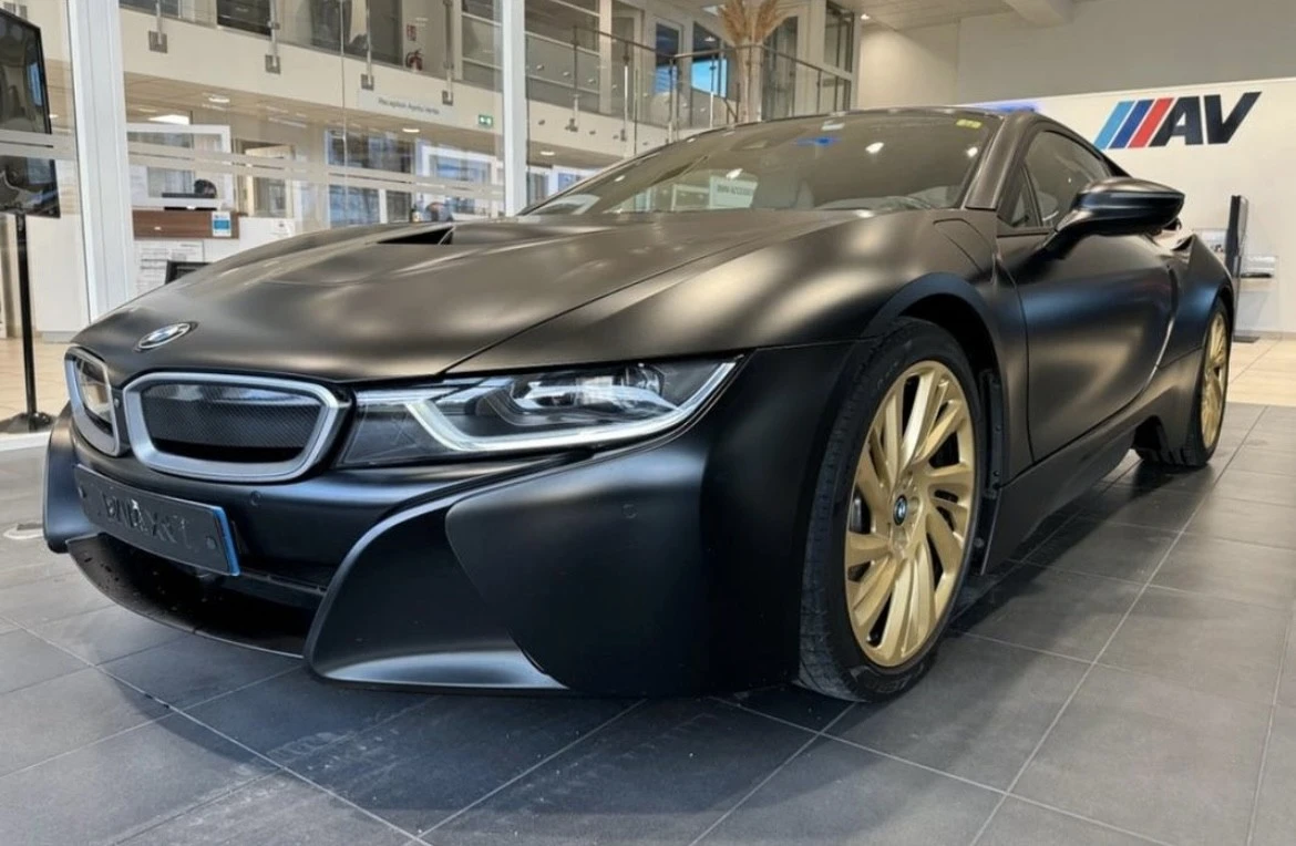 BMW i8 Standard