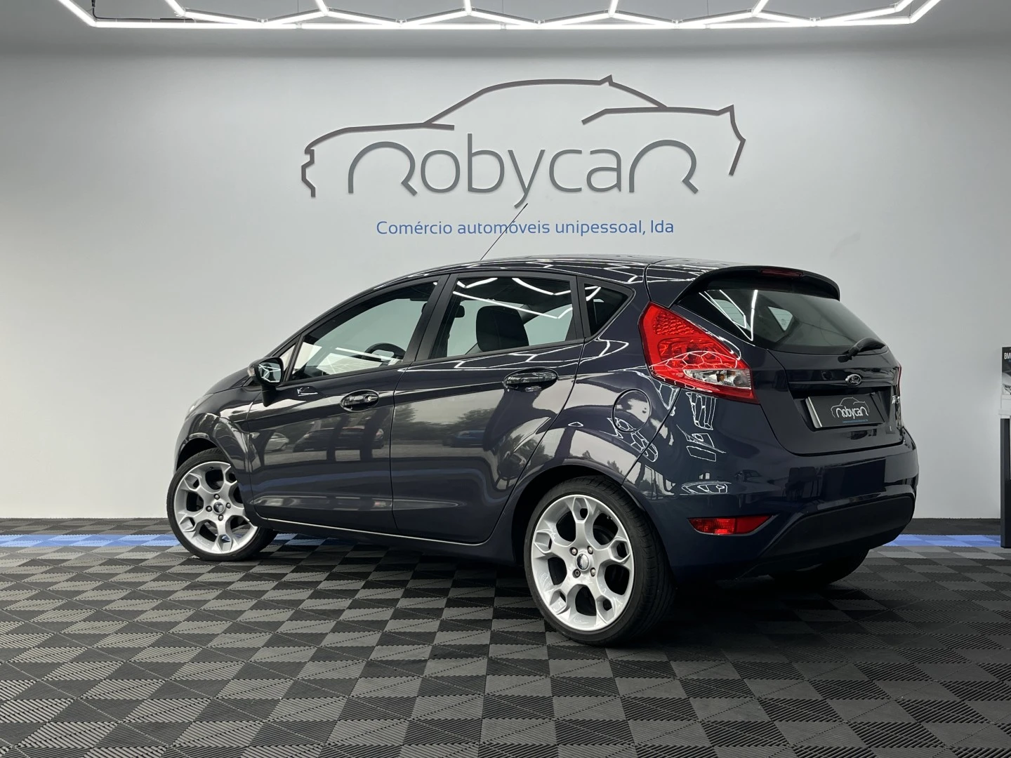 Ford Fiesta 1.25 Techno 124g