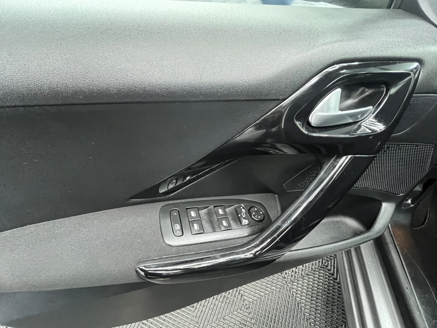 Peugeot 208 1.2 PureTech Allure