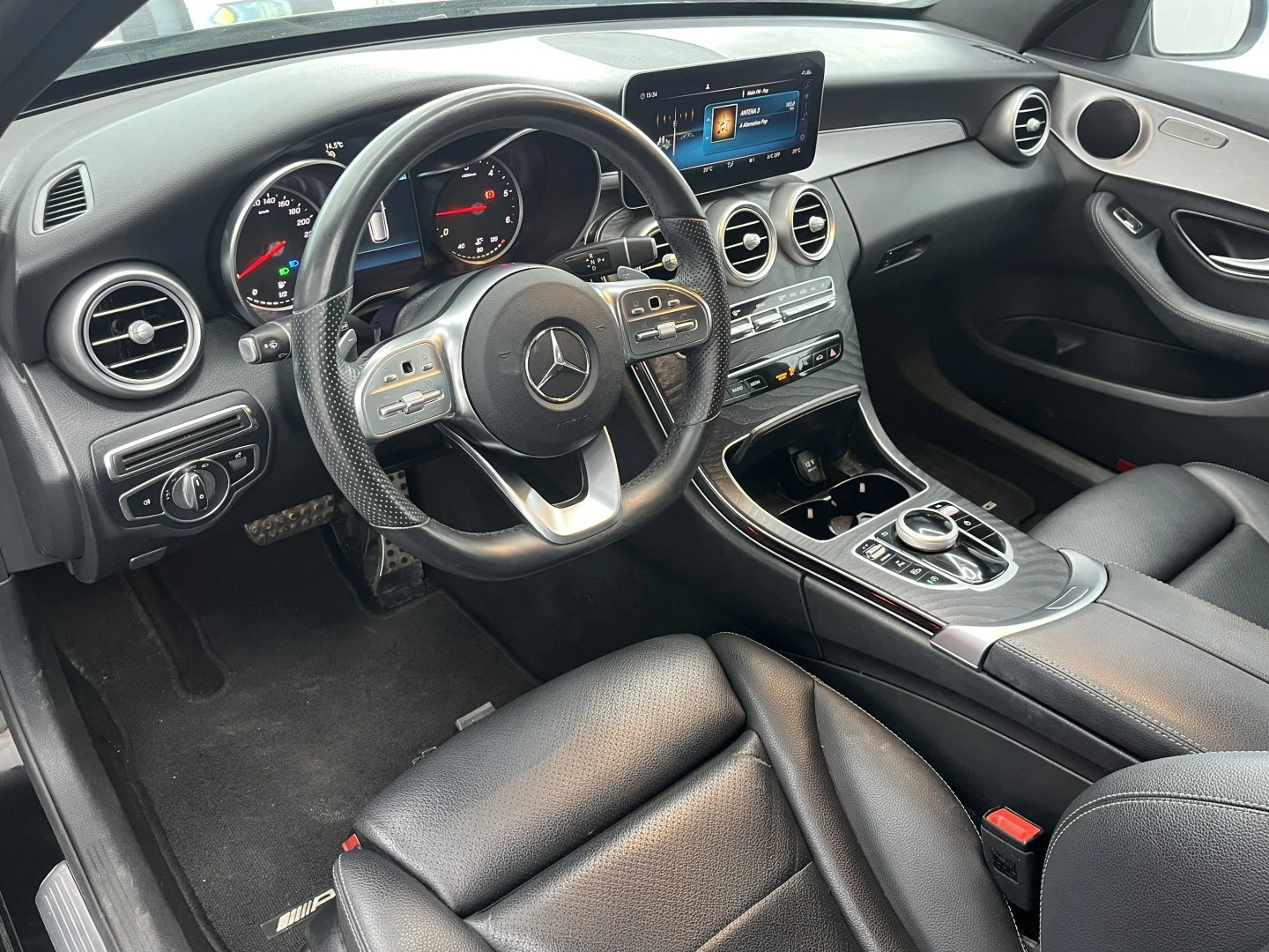Mercedes-Benz C 200 AMG