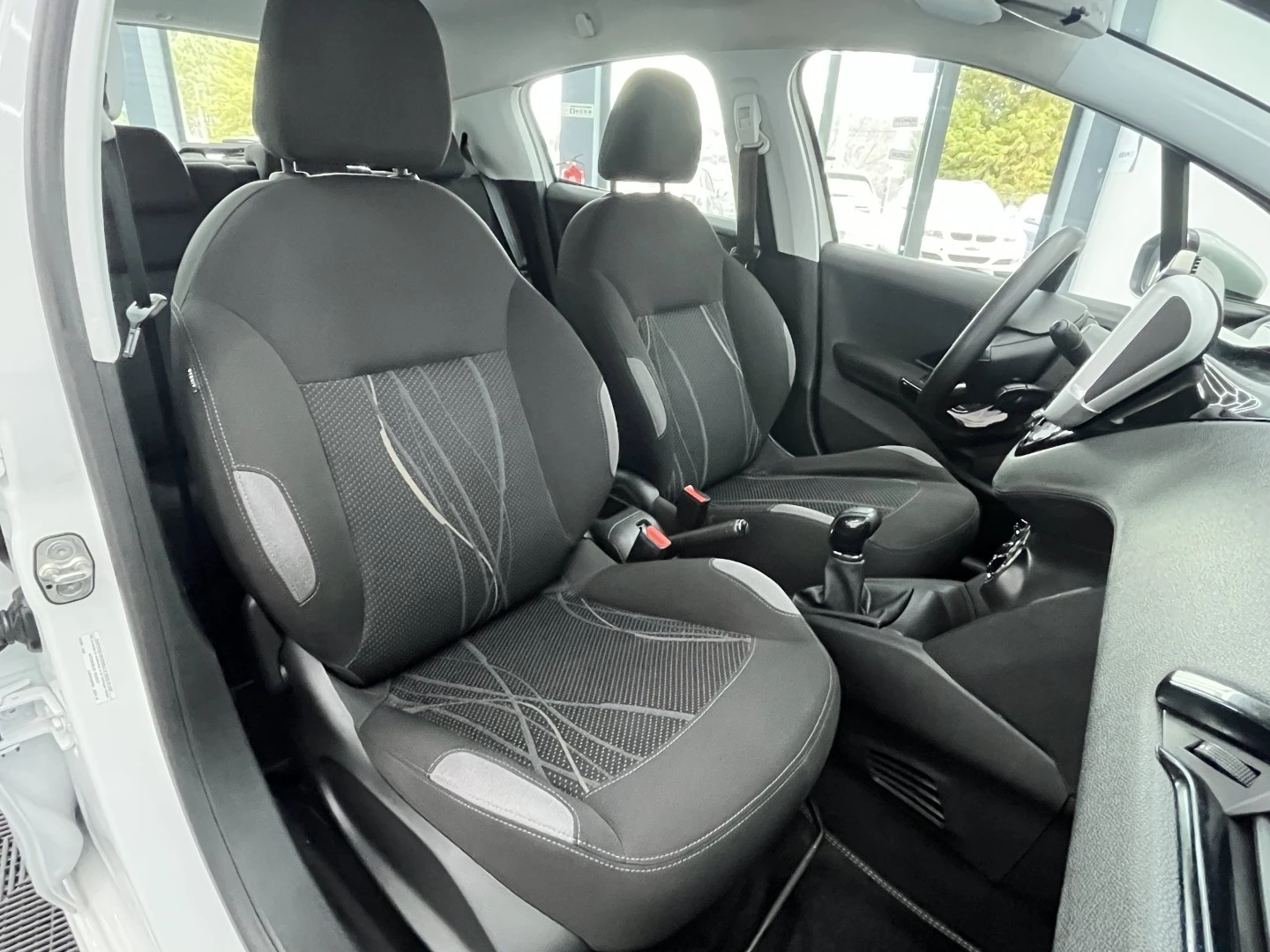 Peugeot 208 1.6 BlueHDi Active
