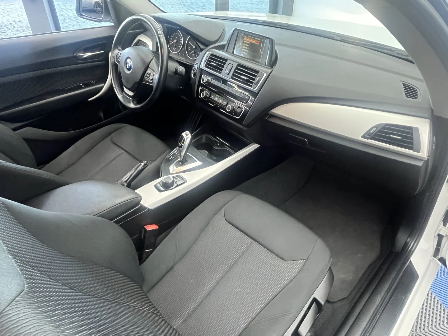 BMW 120 d xDrive Advantage