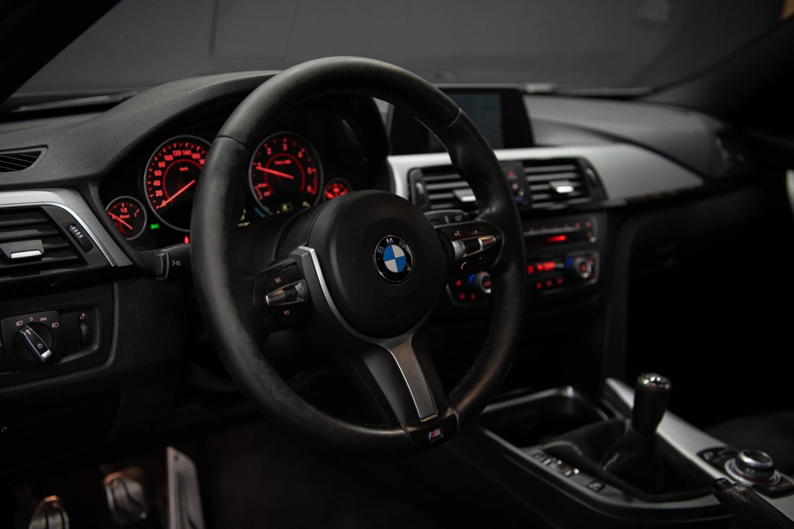 BMW 318 PACK M