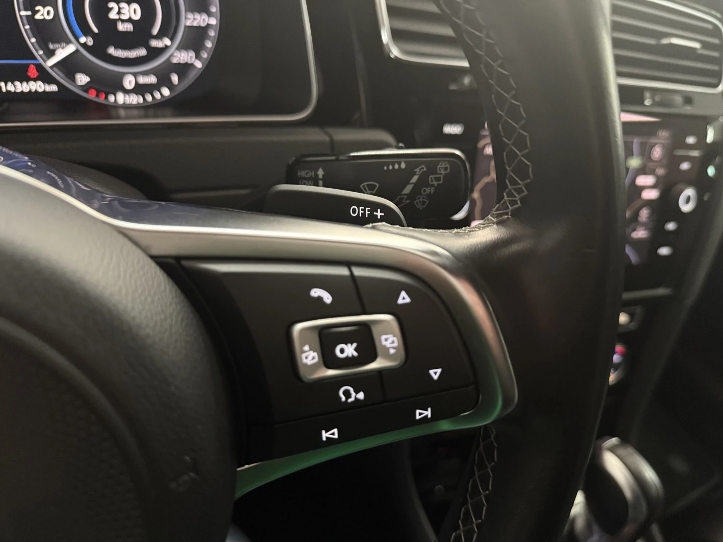 VW Golf 2.0 TDI GTD DSG