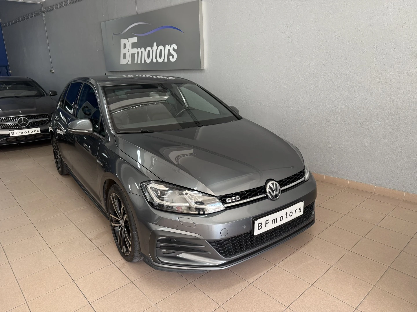 VW Golf 2.0 TDI GTD DSG